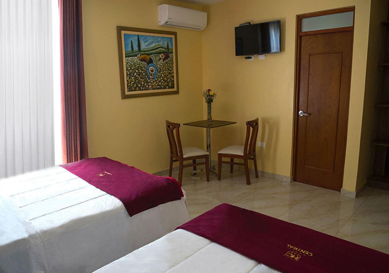 Hotel Central Trujillo Bagian luar foto