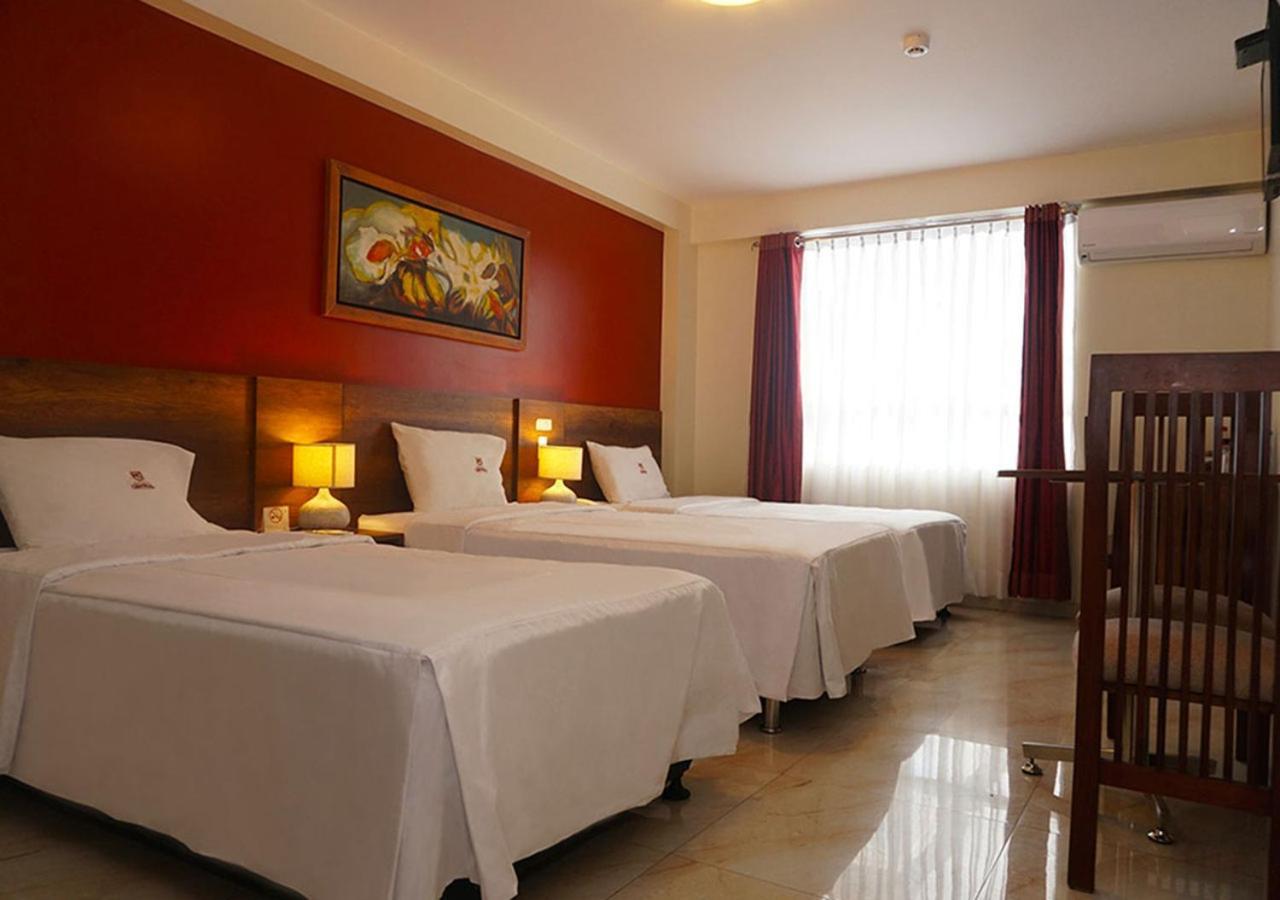 Hotel Central Trujillo Bagian luar foto